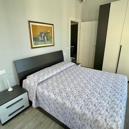 Enzo Apartment Milan Bagian luar foto